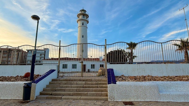 entreda al faro