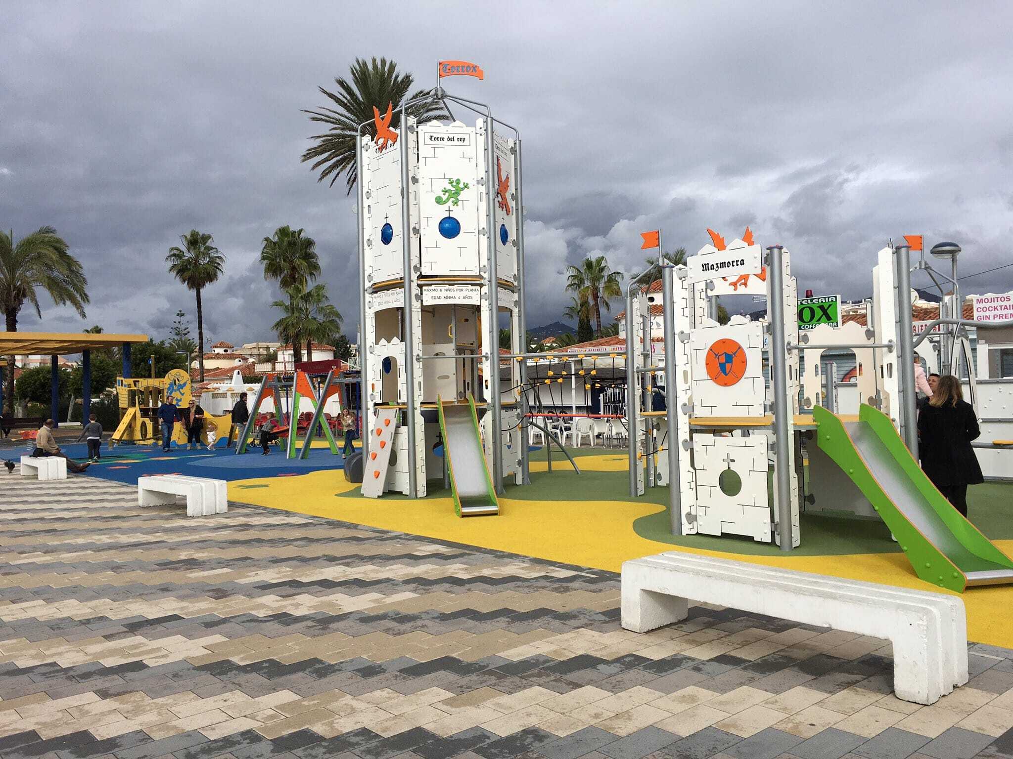 parque infantil torrox costa